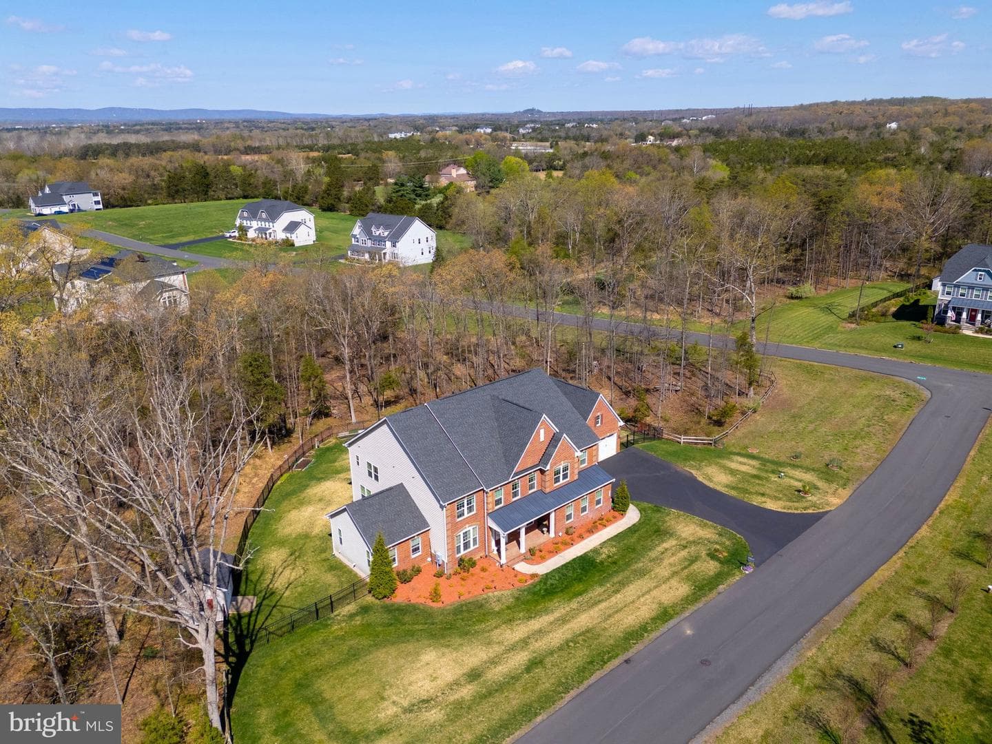 6820 Lilly Belle Court photo 4