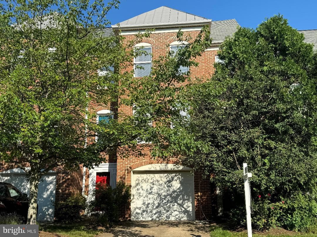 12097 Edgemere Circle, Reston