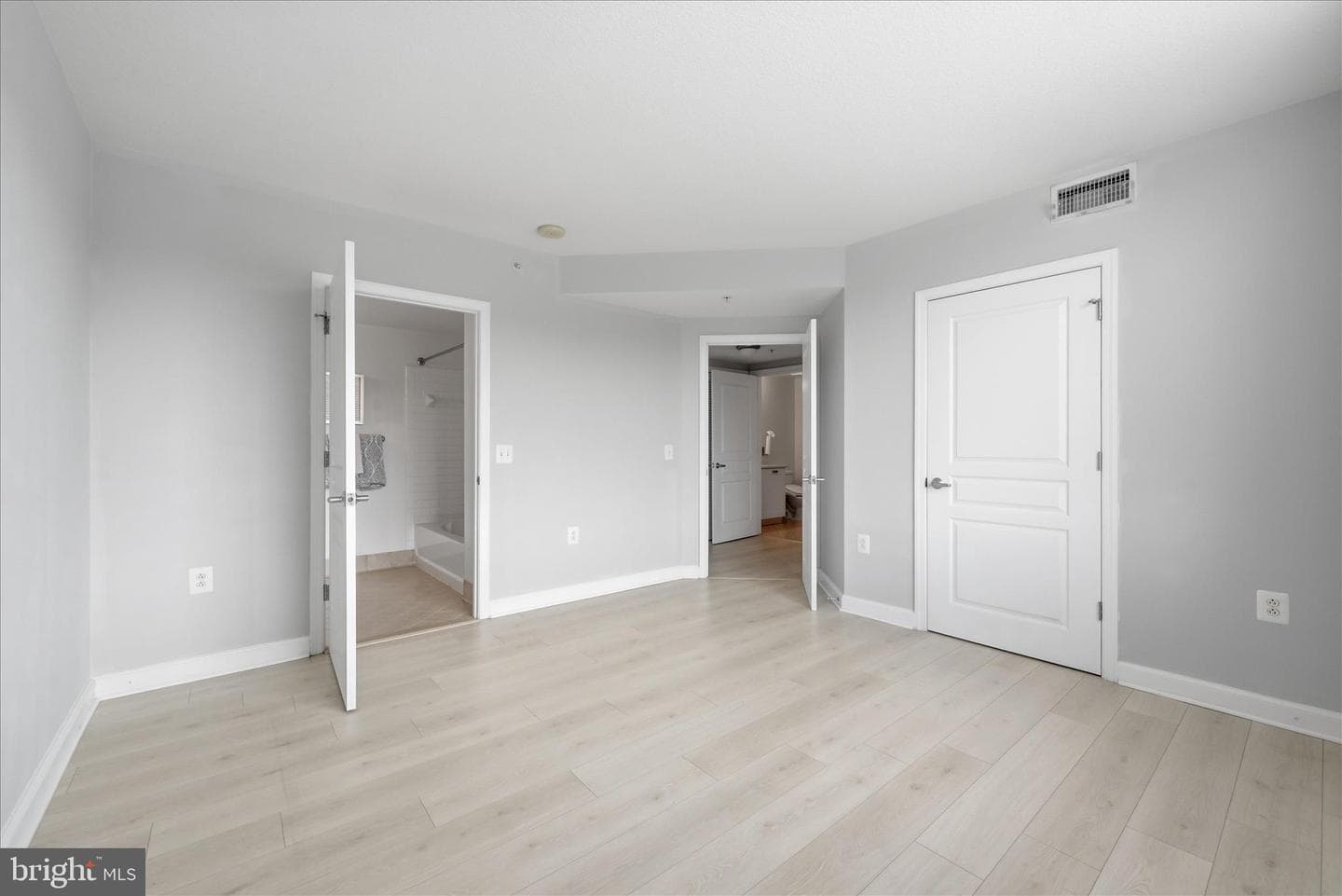 2451 Midtown Avenue #1015 photo 10