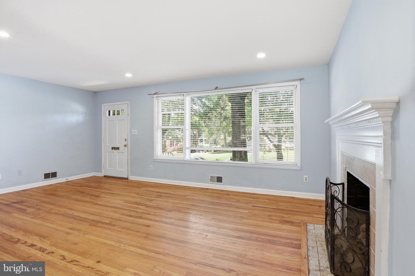 8403 Felton Lane photo 5