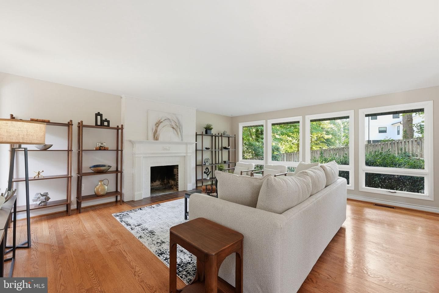 3809 Maryland Street, Alexandria