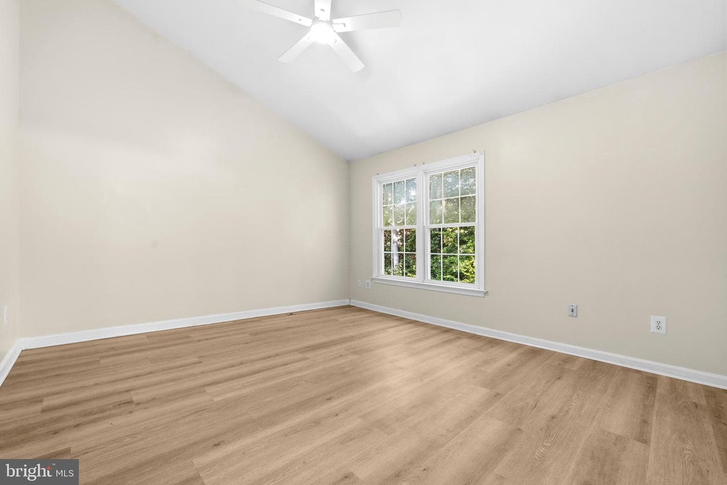6016 Rockton Court photo 26
