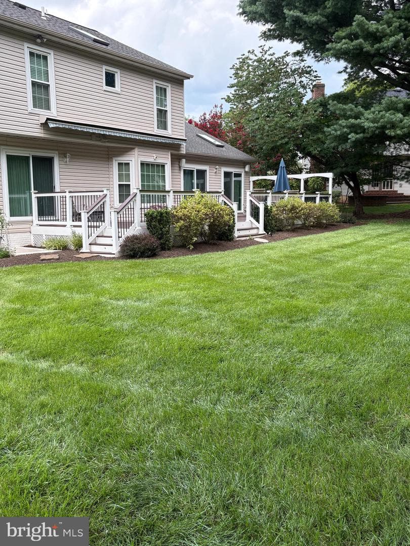 2711 Mustang Drive photo 4