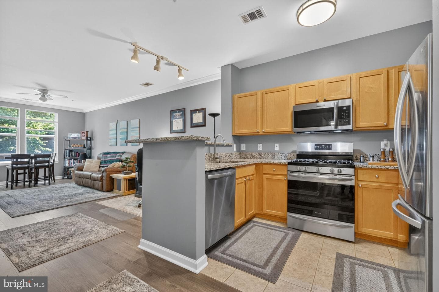 12000 Market Street #266 photo 11