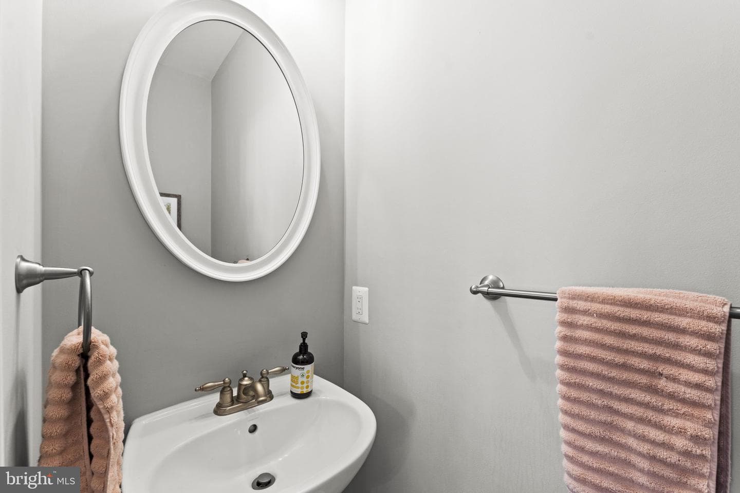 13649 Venturi Lane photo 19