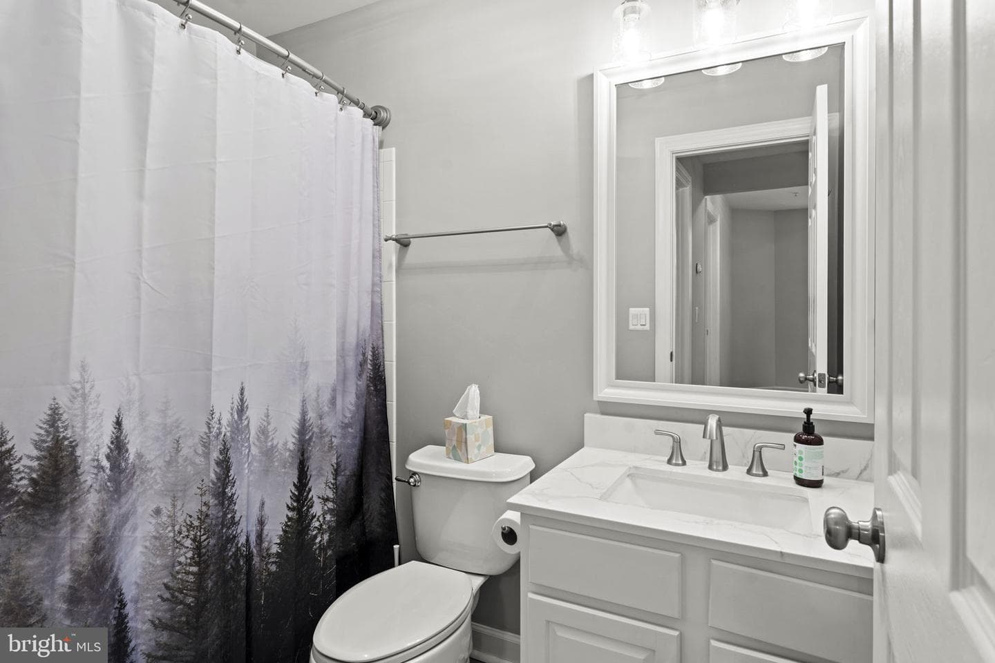 13649 Venturi Lane photo 39