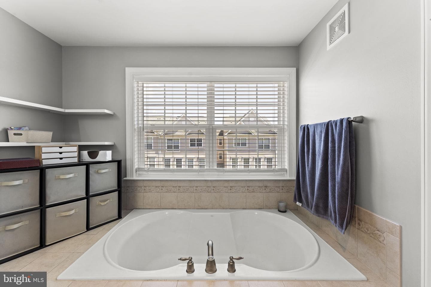 13649 Venturi Lane photo 46