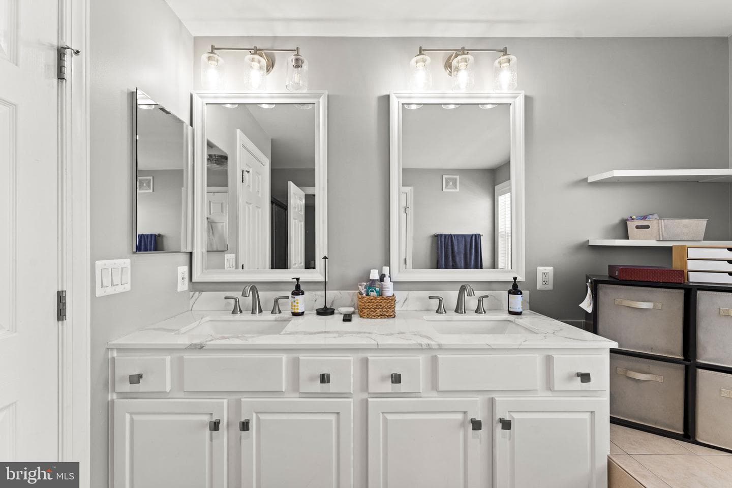 13649 Venturi Lane photo 47