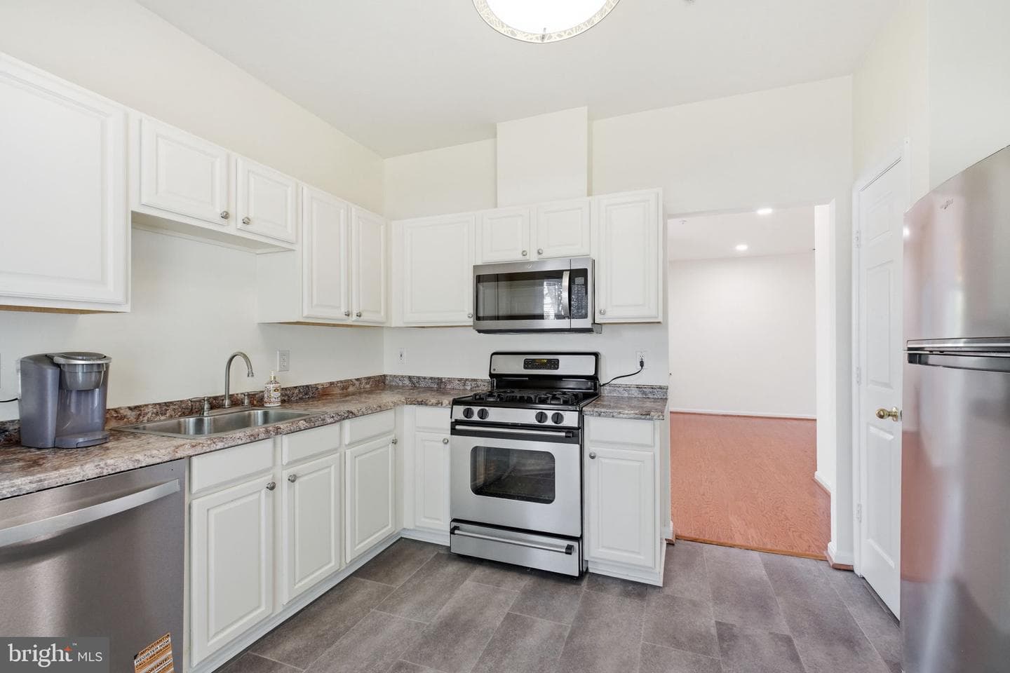 4132 Fountainside Lane #101 photo 9