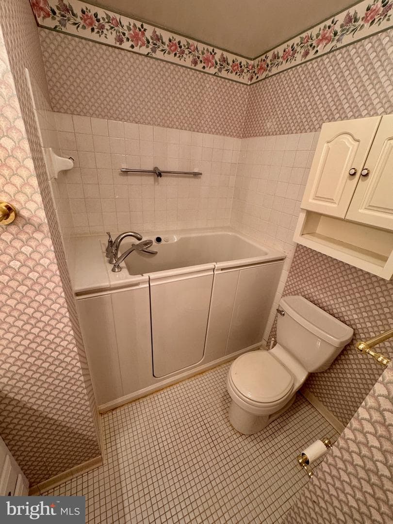 8016 Rockwood Court photo 17