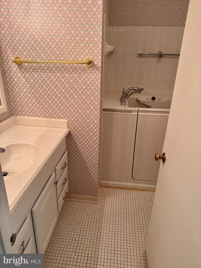 8016 Rockwood Court photo 51