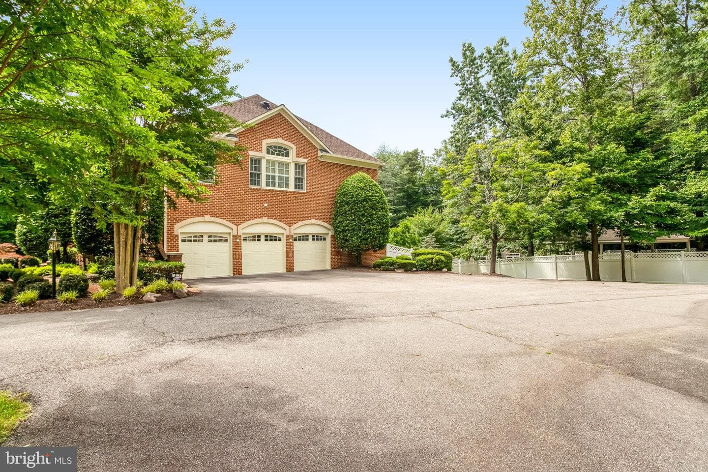 8261 Roseland Drive photo 128