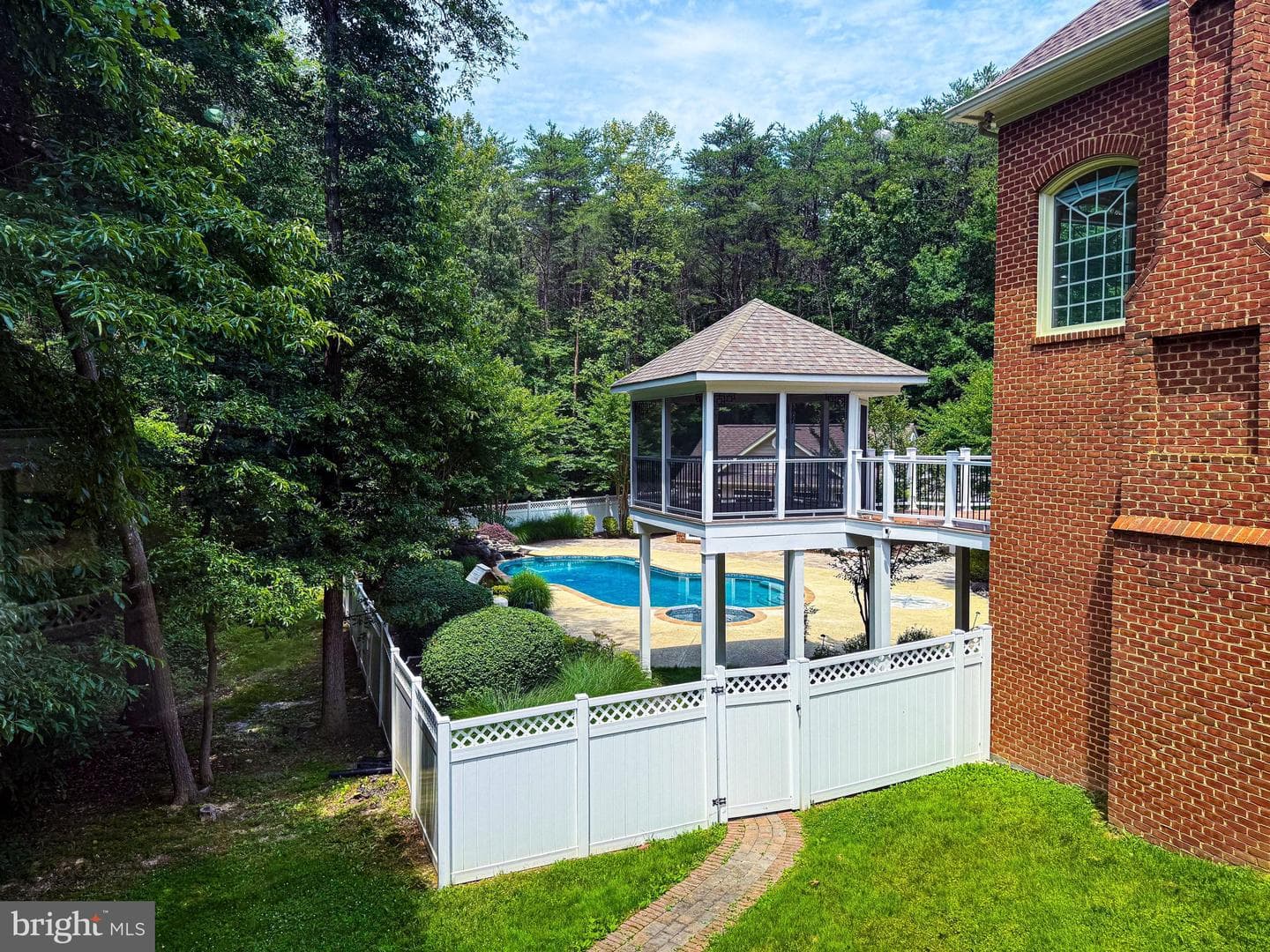 8261 Roseland Drive photo 137