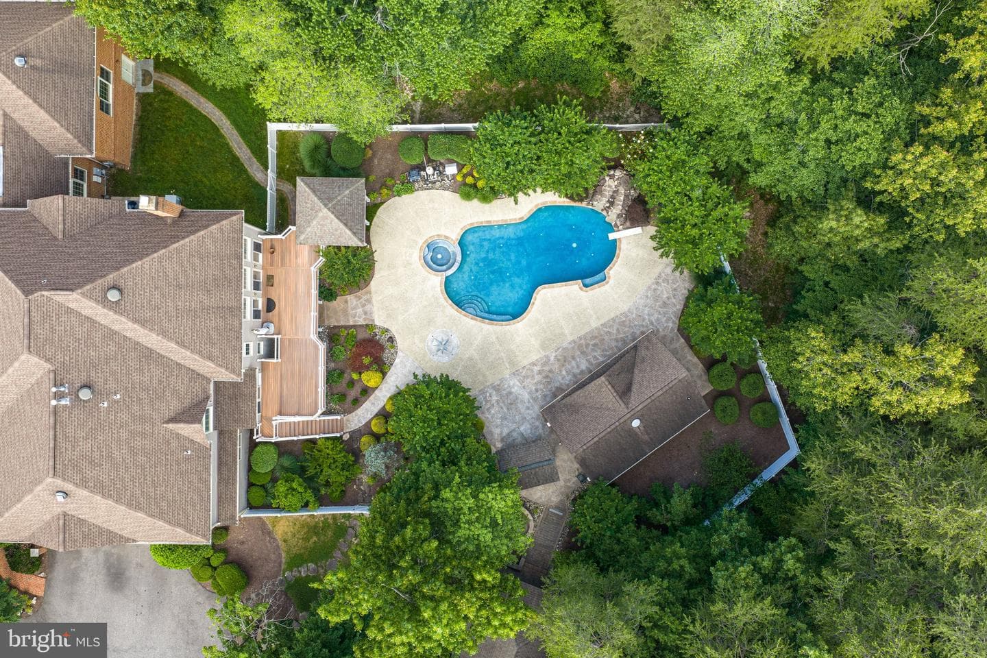 8261 Roseland Drive photo 142