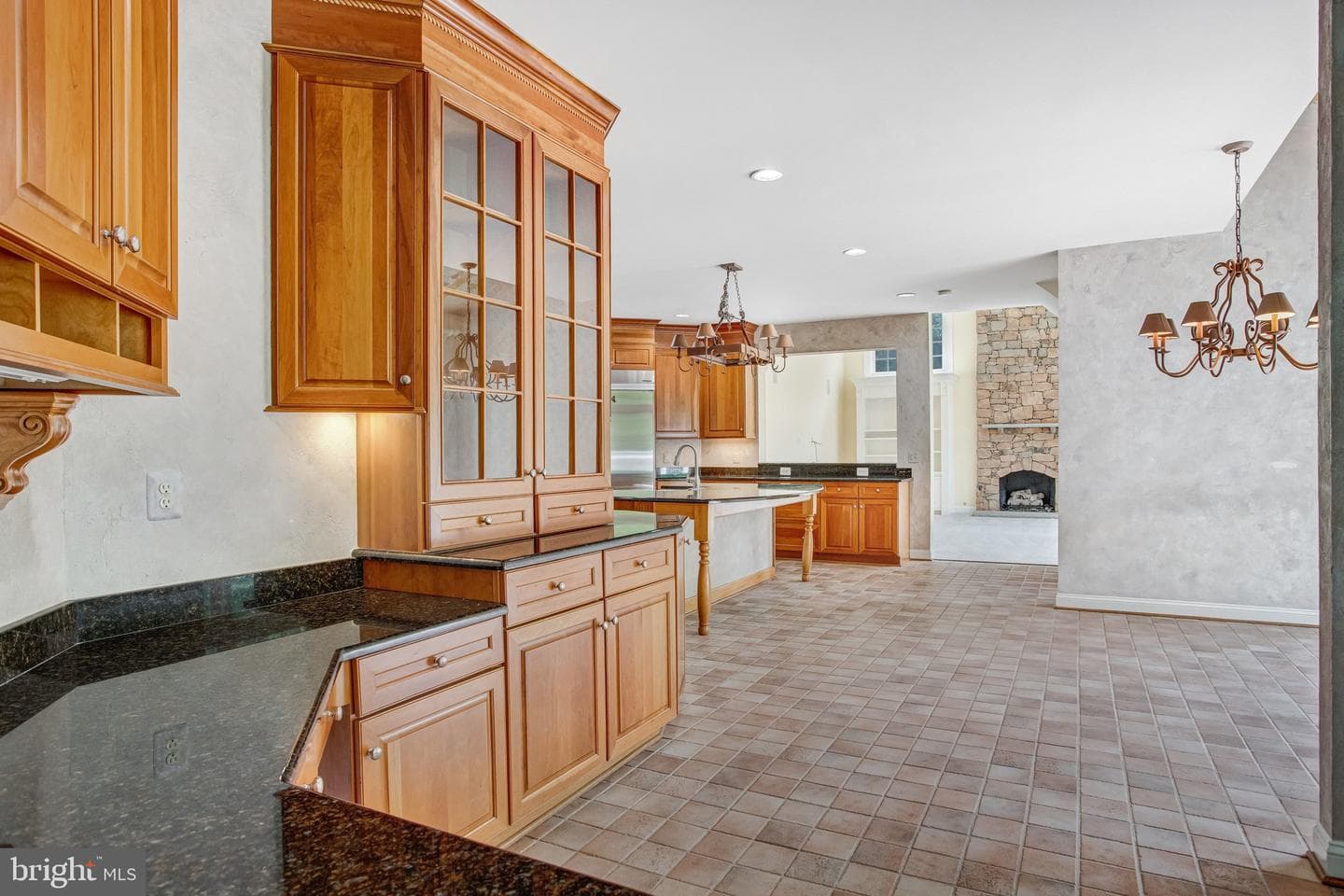8261 Roseland Drive photo 28