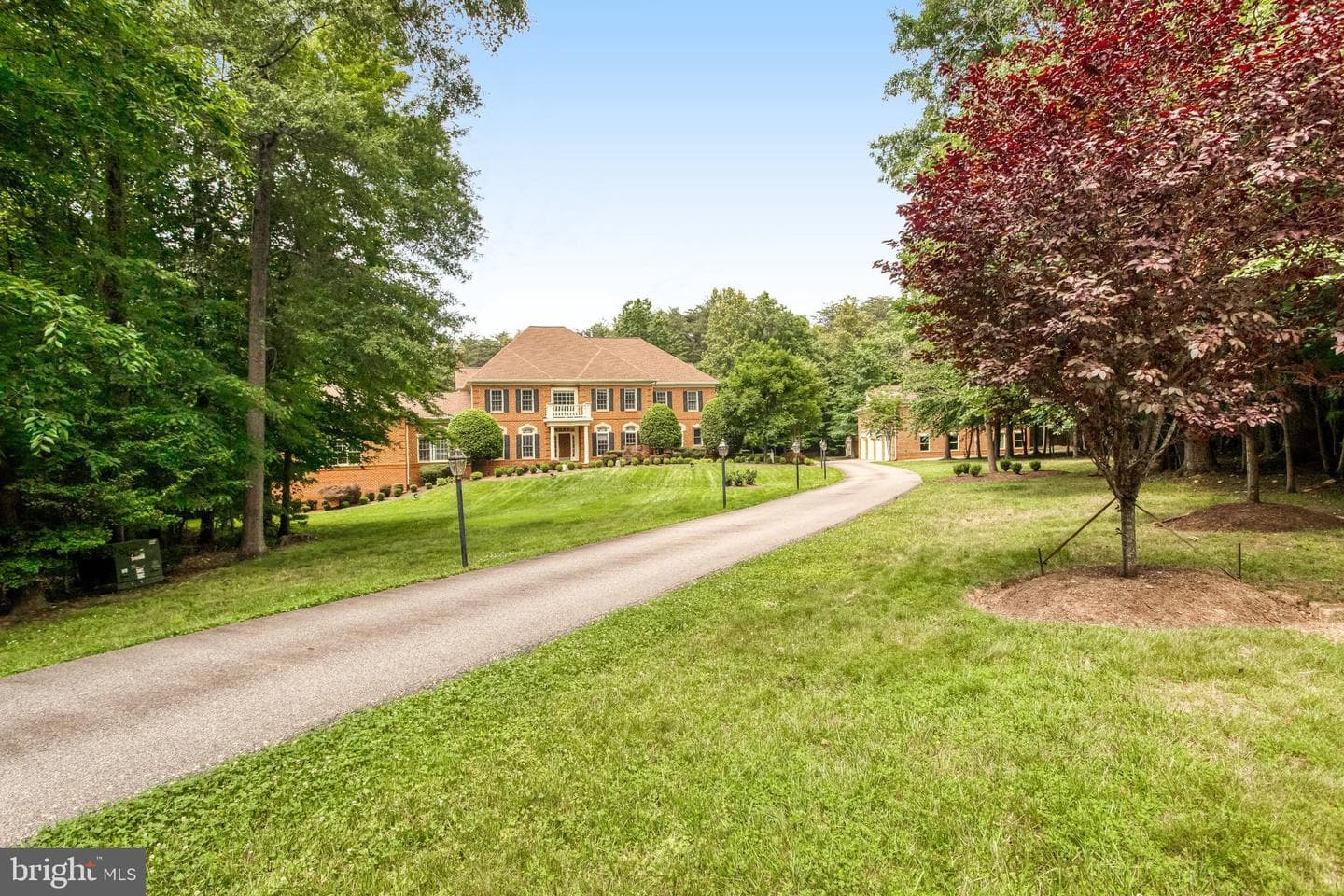 8261 Roseland Drive photo 6