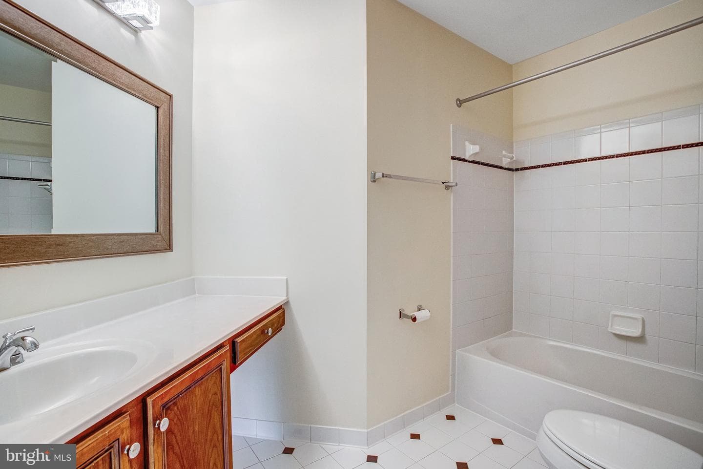 8261 Roseland Drive photo 64