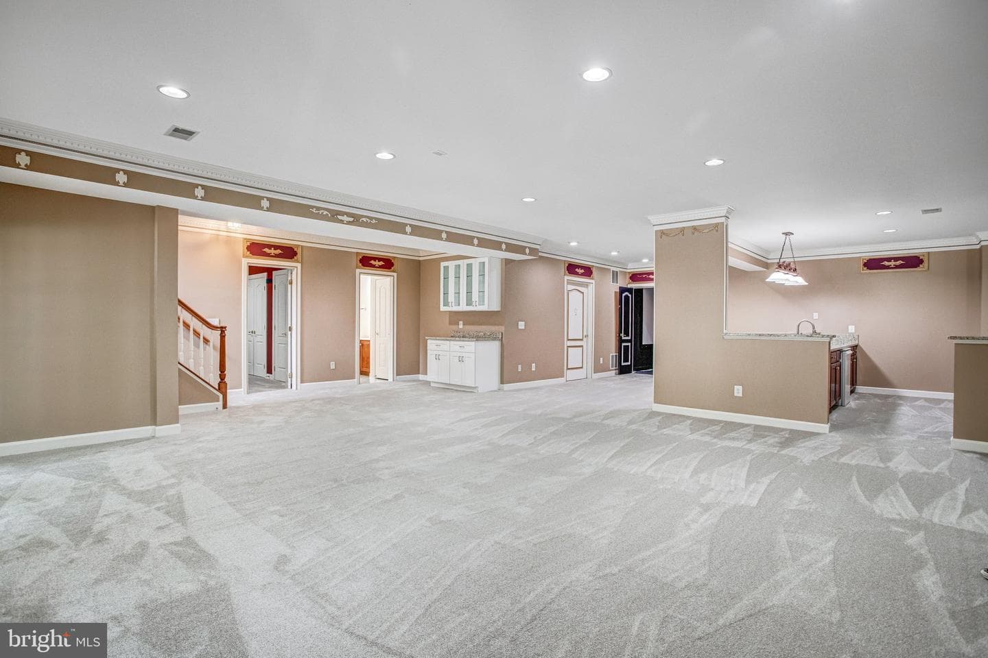 8261 Roseland Drive photo 76