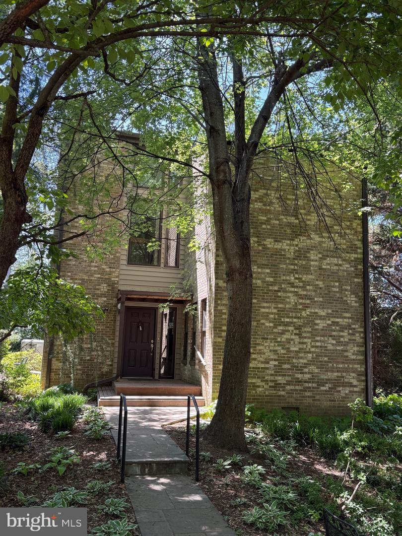 1524 Pathfinder Lane, Mclean