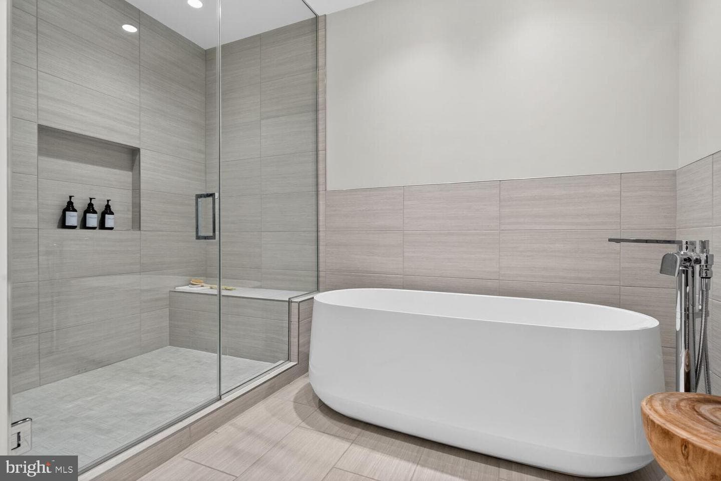 7887 Jones Branch Drive #1404 photo 33