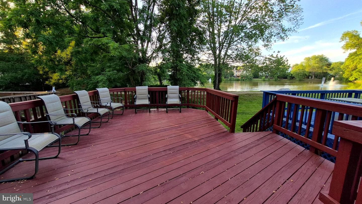7106 Snug Harbor Court photo 34