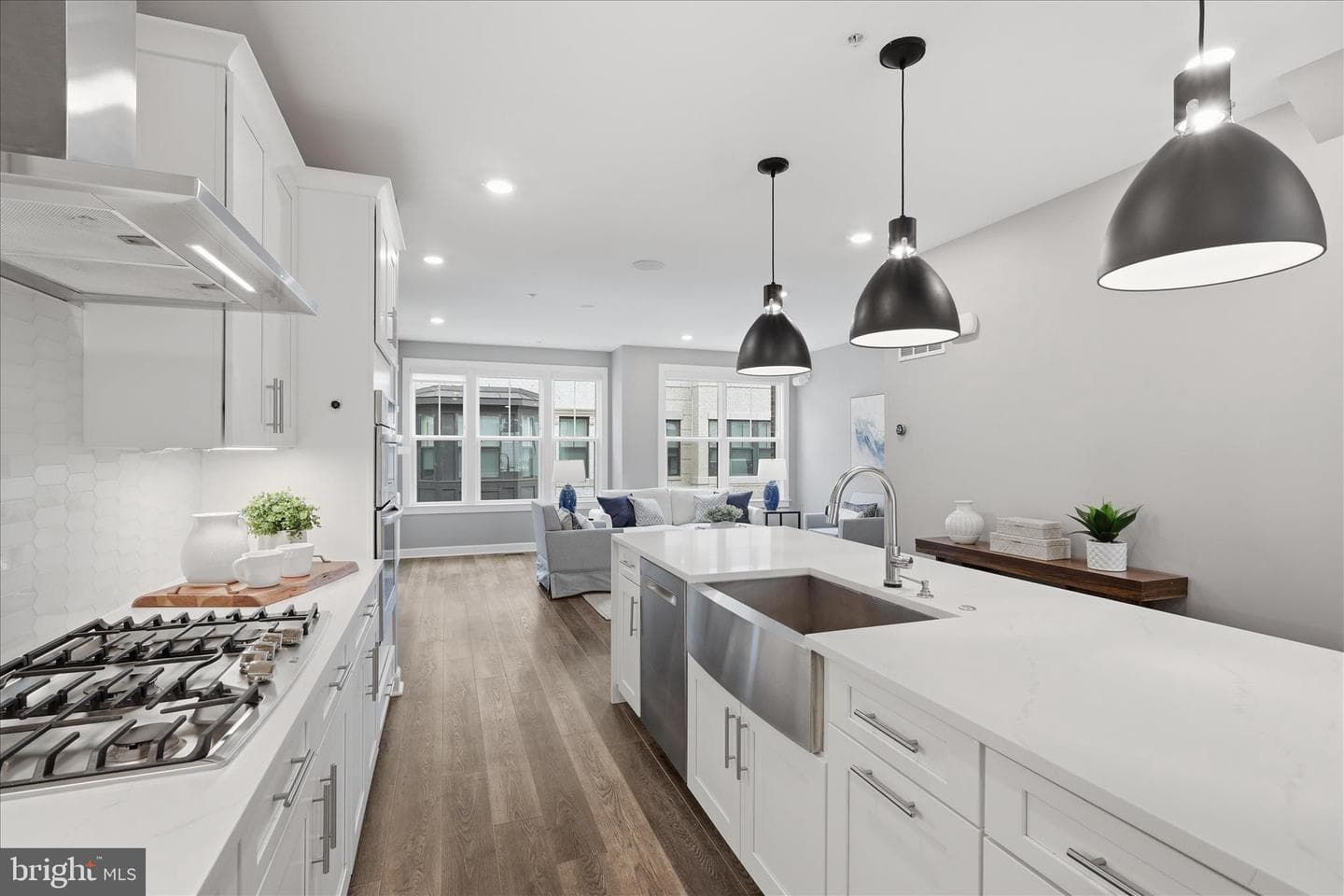 213 Market Square NW #19