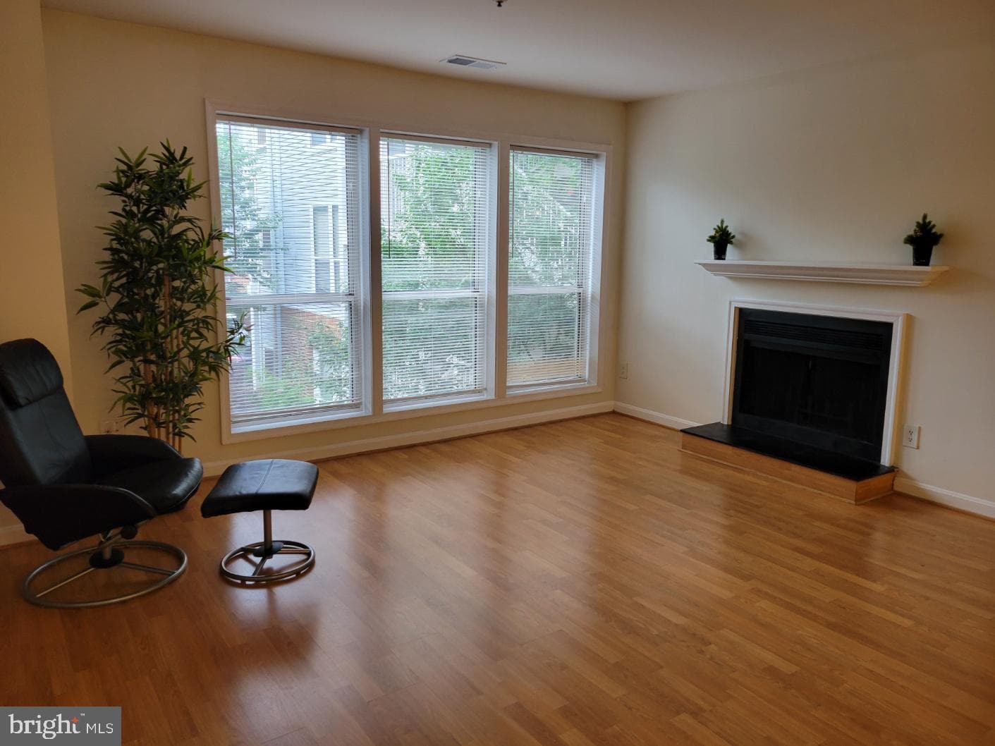 3178 Summit Square Drive #3-B12 photo 15
