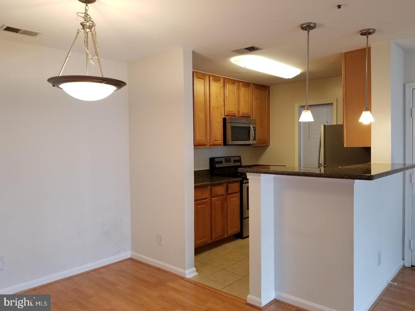 3178 Summit Square Drive #3-B12 photo 27