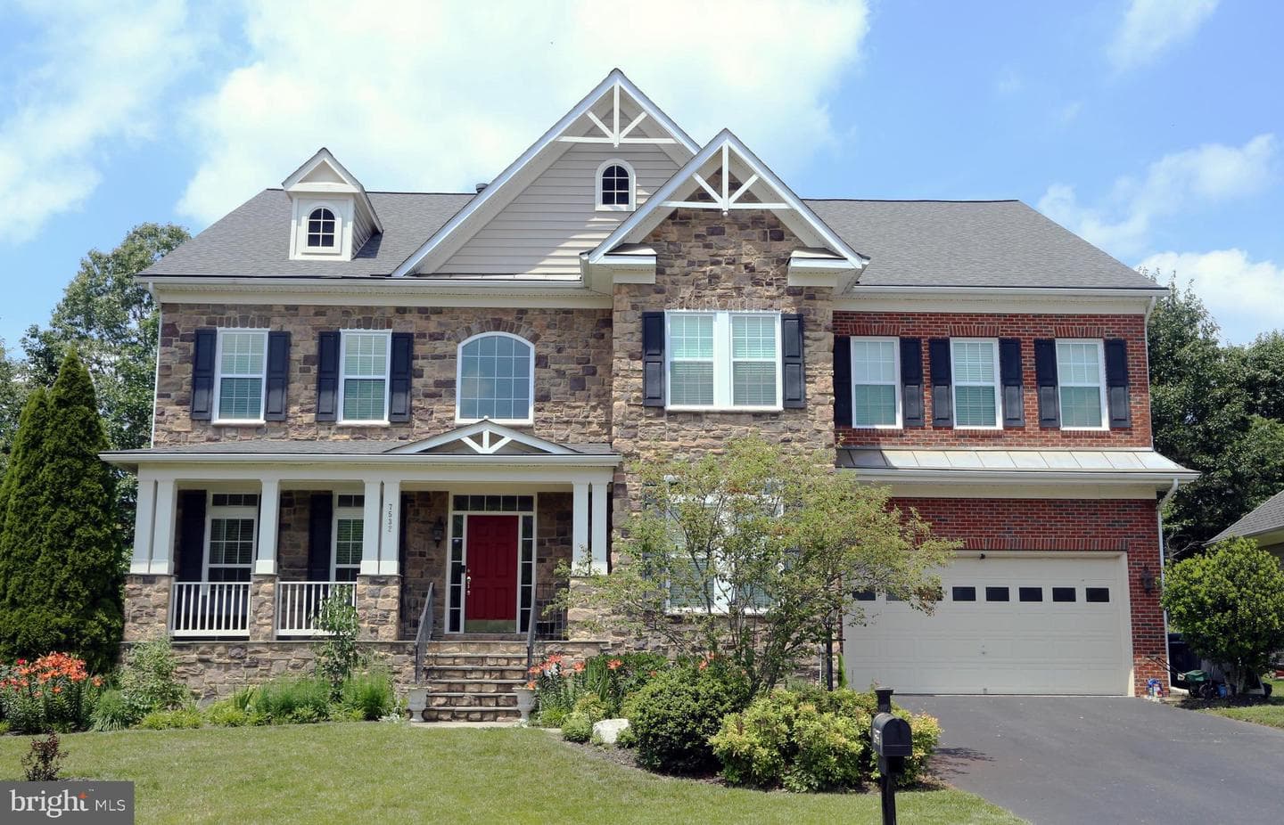 7532 Red Hill Drive, Springfield