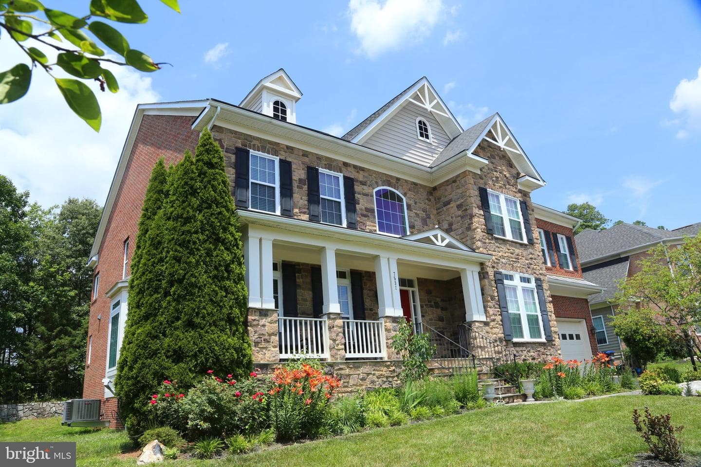 7532 Red Hill Drive, Springfield