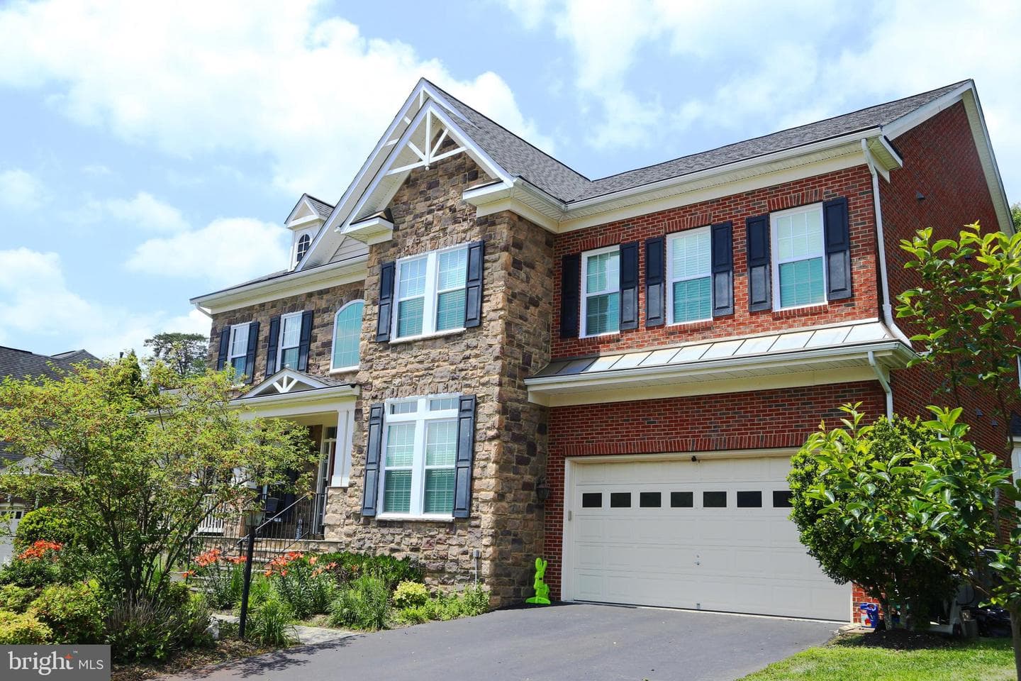 7532 Red Hill Drive photo 3