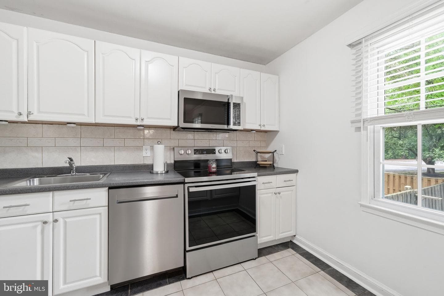 8260 Getty Court photo 12