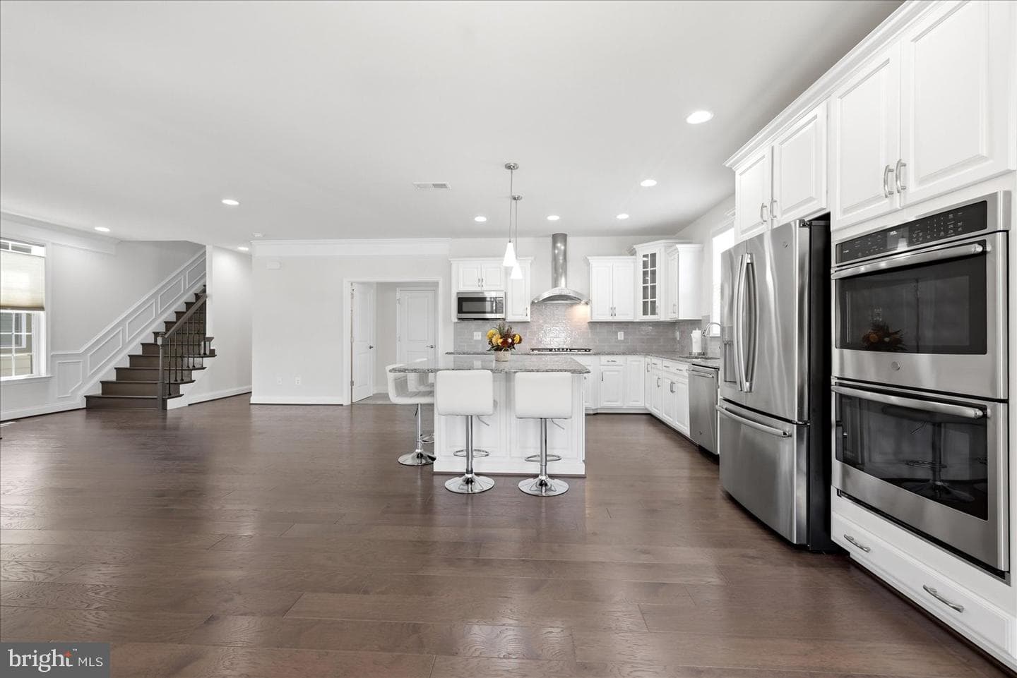 7922 Ashland Drive photo 3