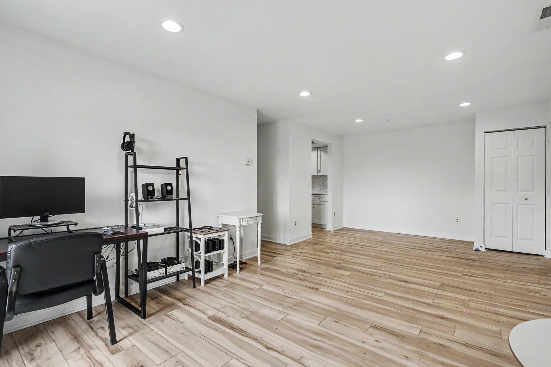 14800 Rydell Road #201 photo 6