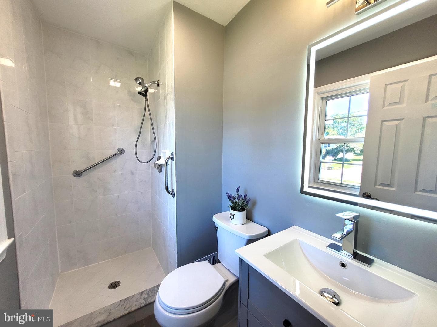 7706 Arlen Street photo 37