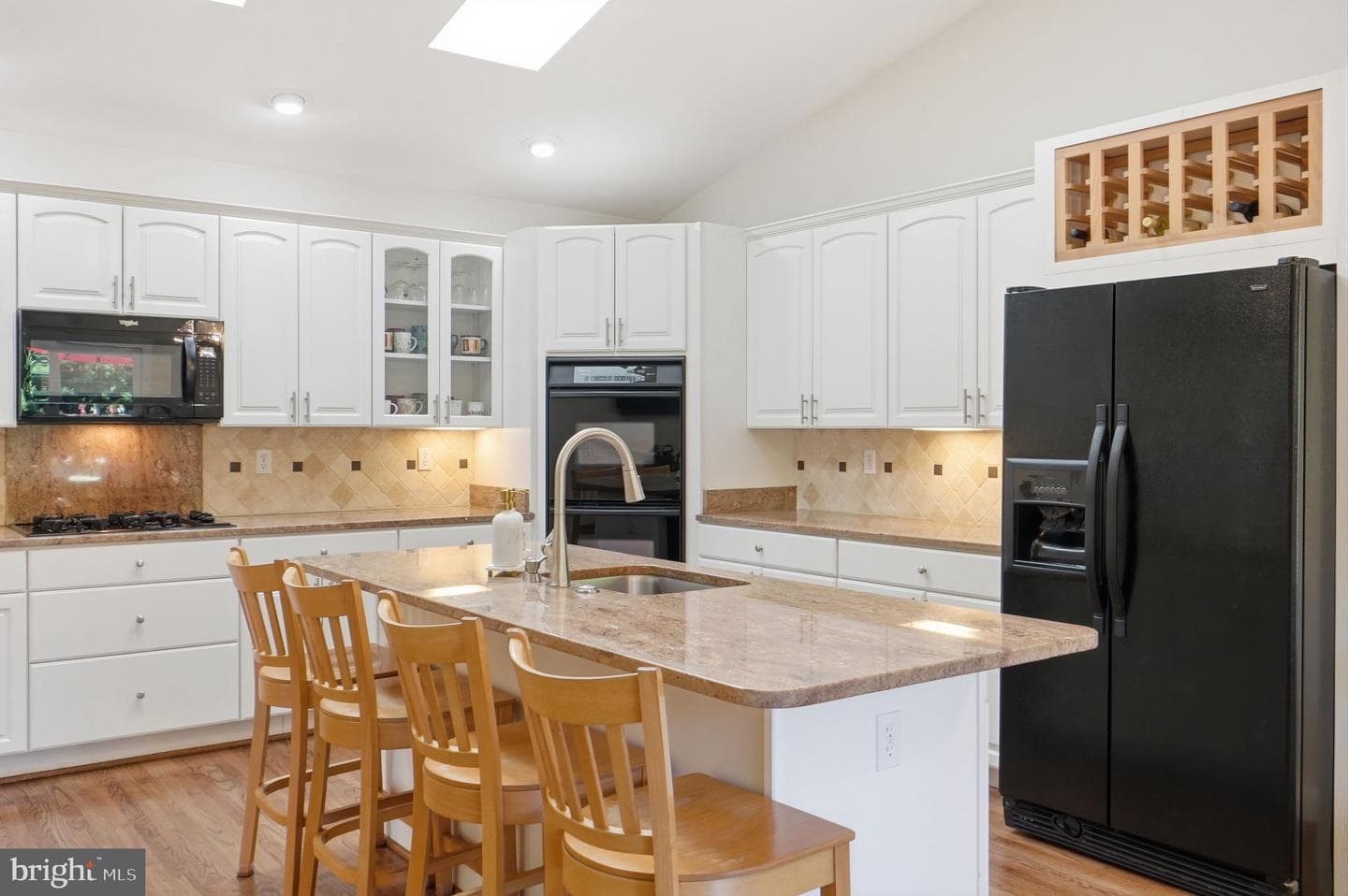 4832 Martin Street photo 14