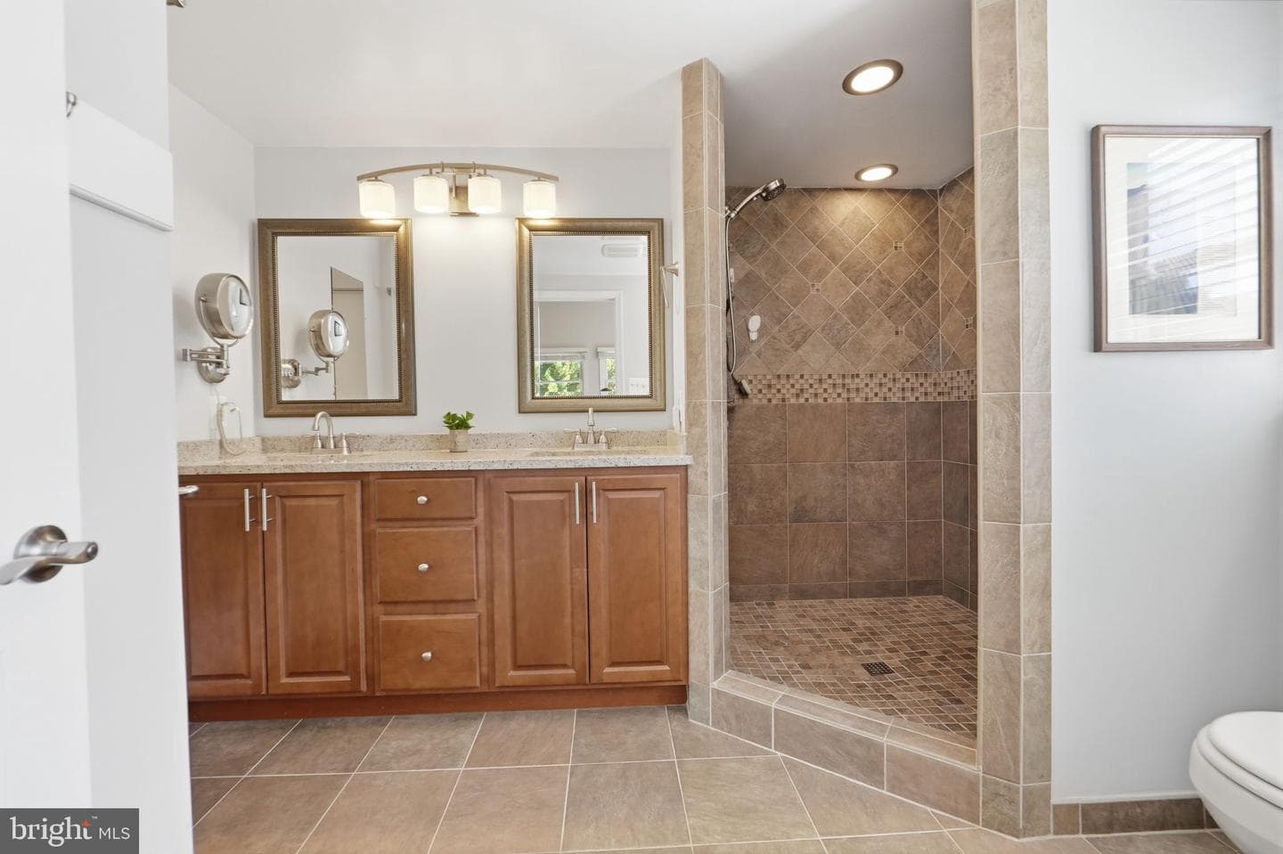 4832 Martin Street photo 26