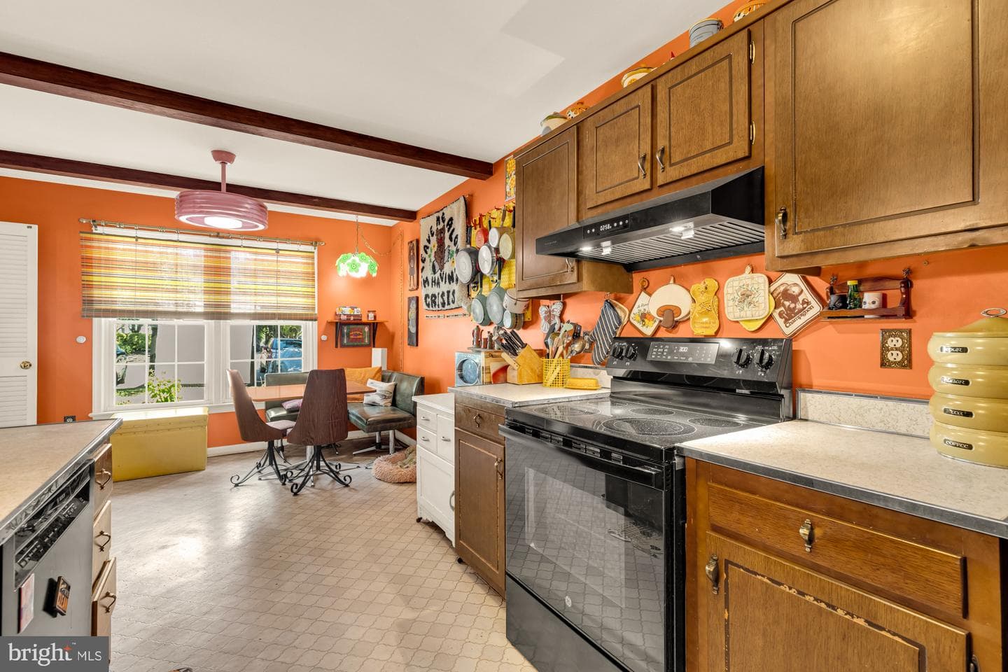 5730 Thomas Edison Court photo 10