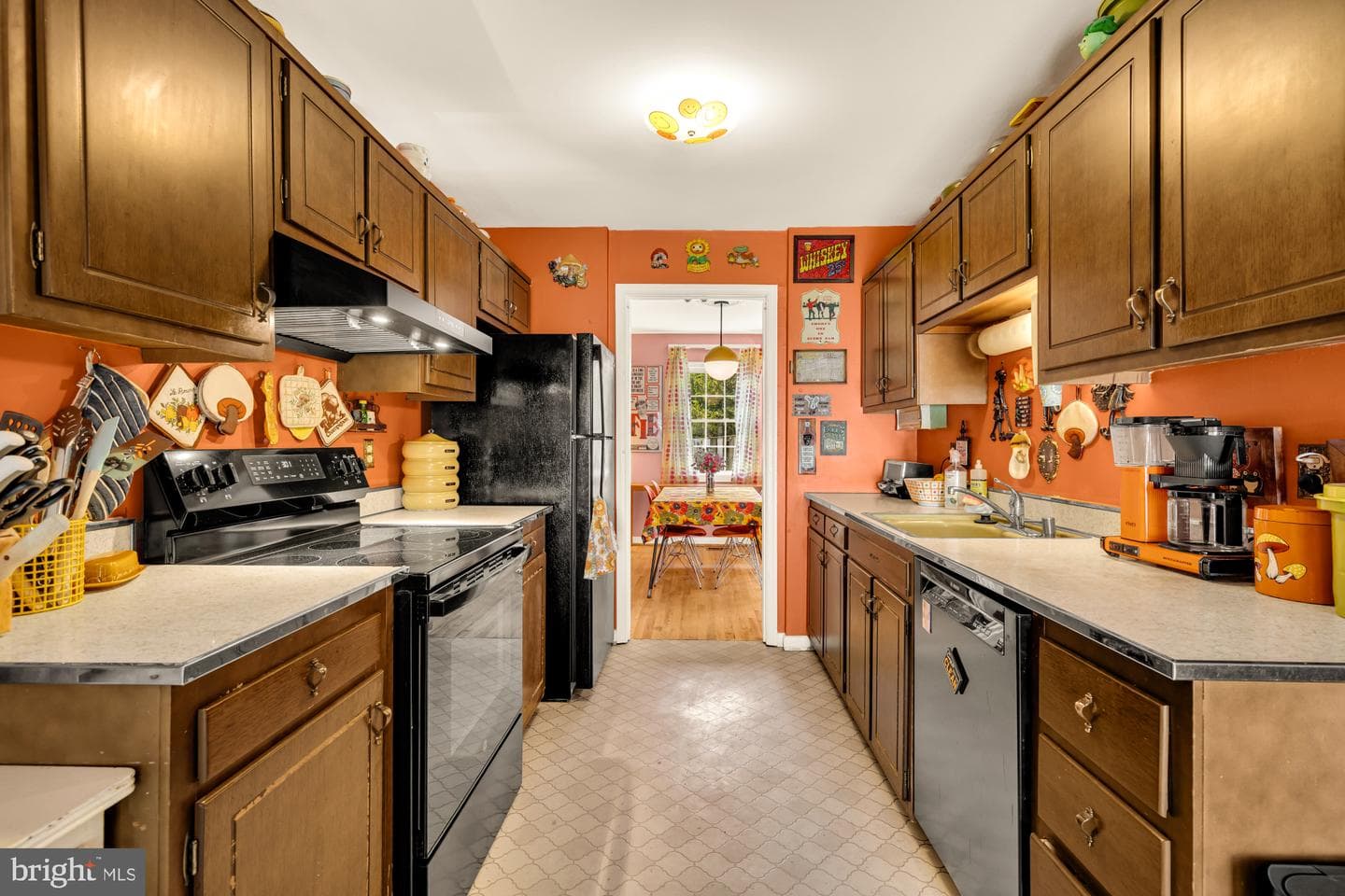 5730 Thomas Edison Court photo 11