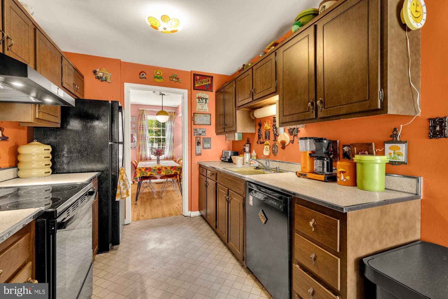 5730 Thomas Edison Court photo 8