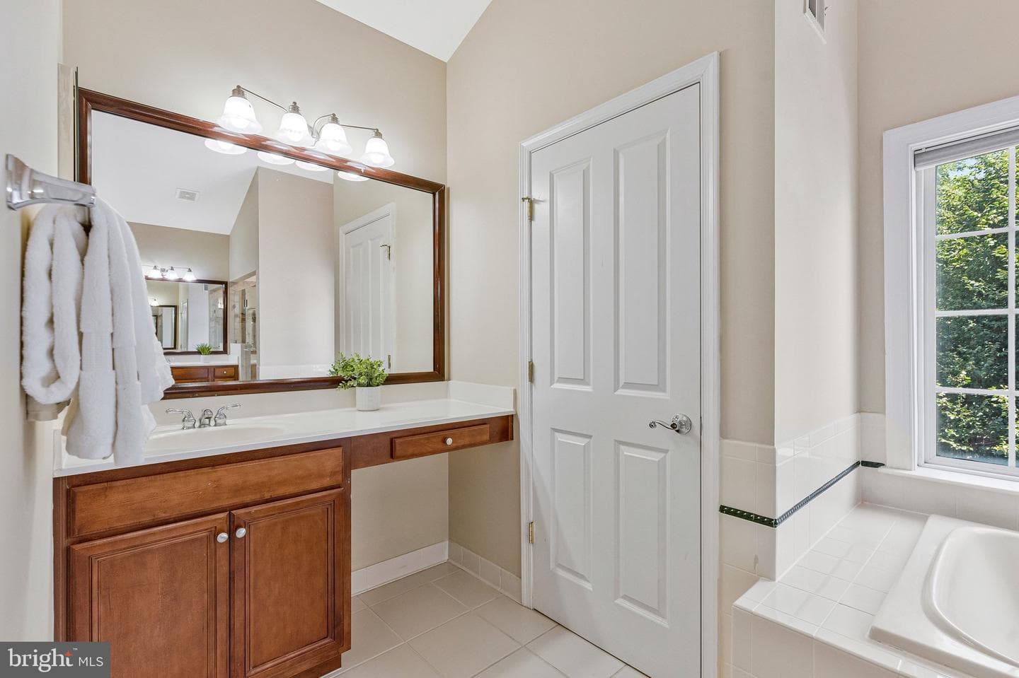 2819 Morada Court photo 36