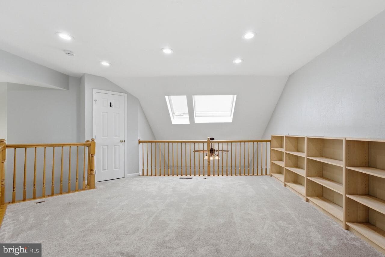 7035 Kings Manor Drive photo 43