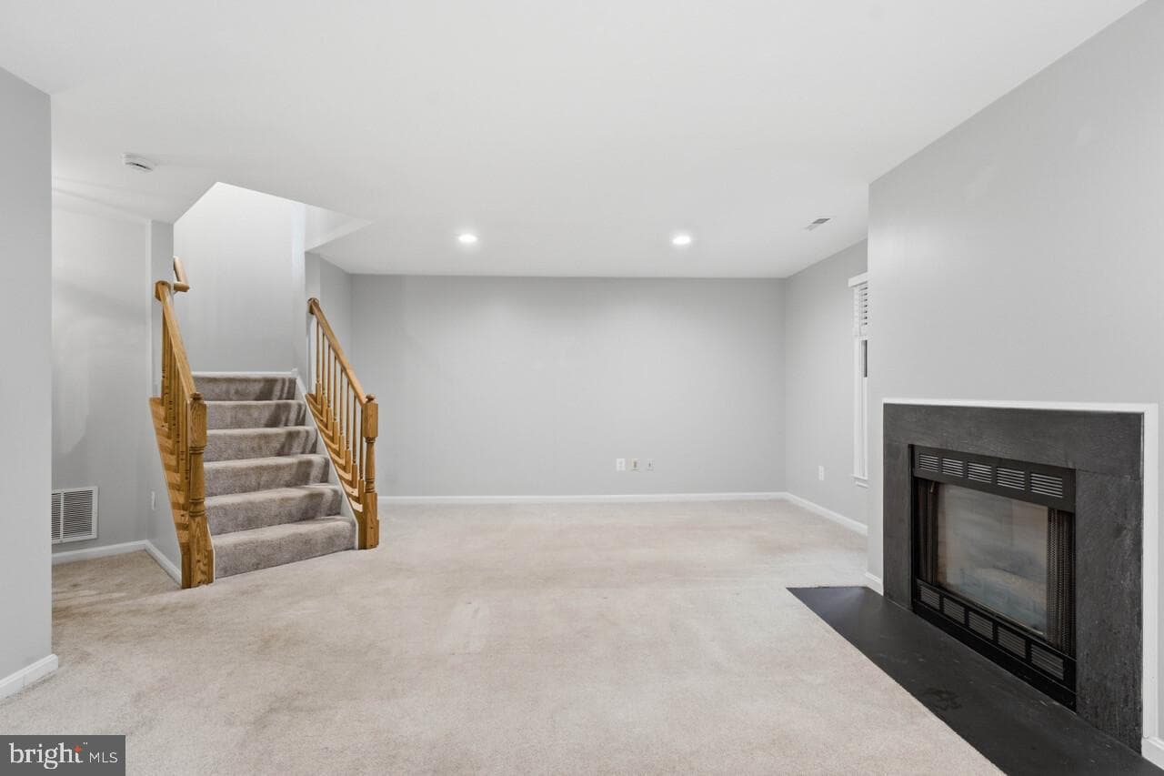 7035 Kings Manor Drive photo 47