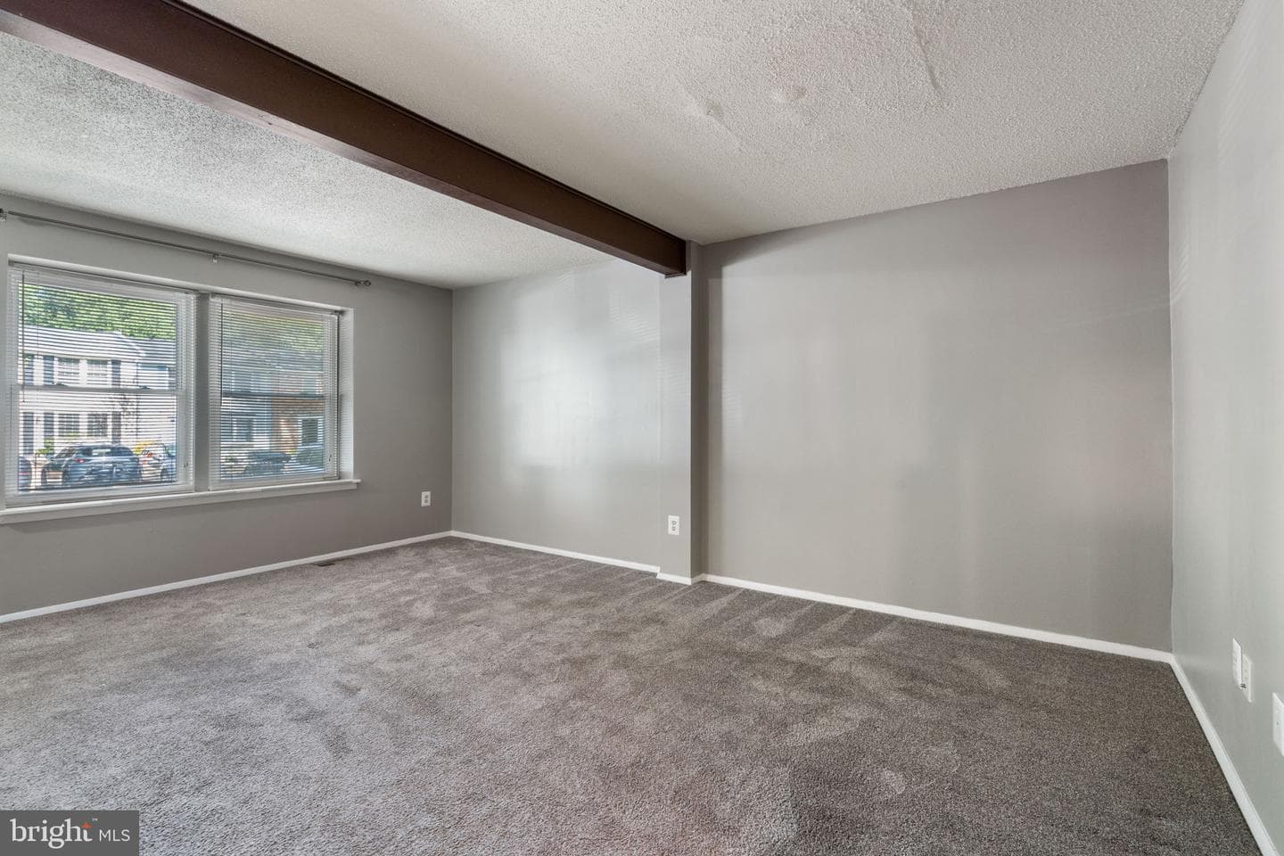 8164 Curving Creek Court photo 3
