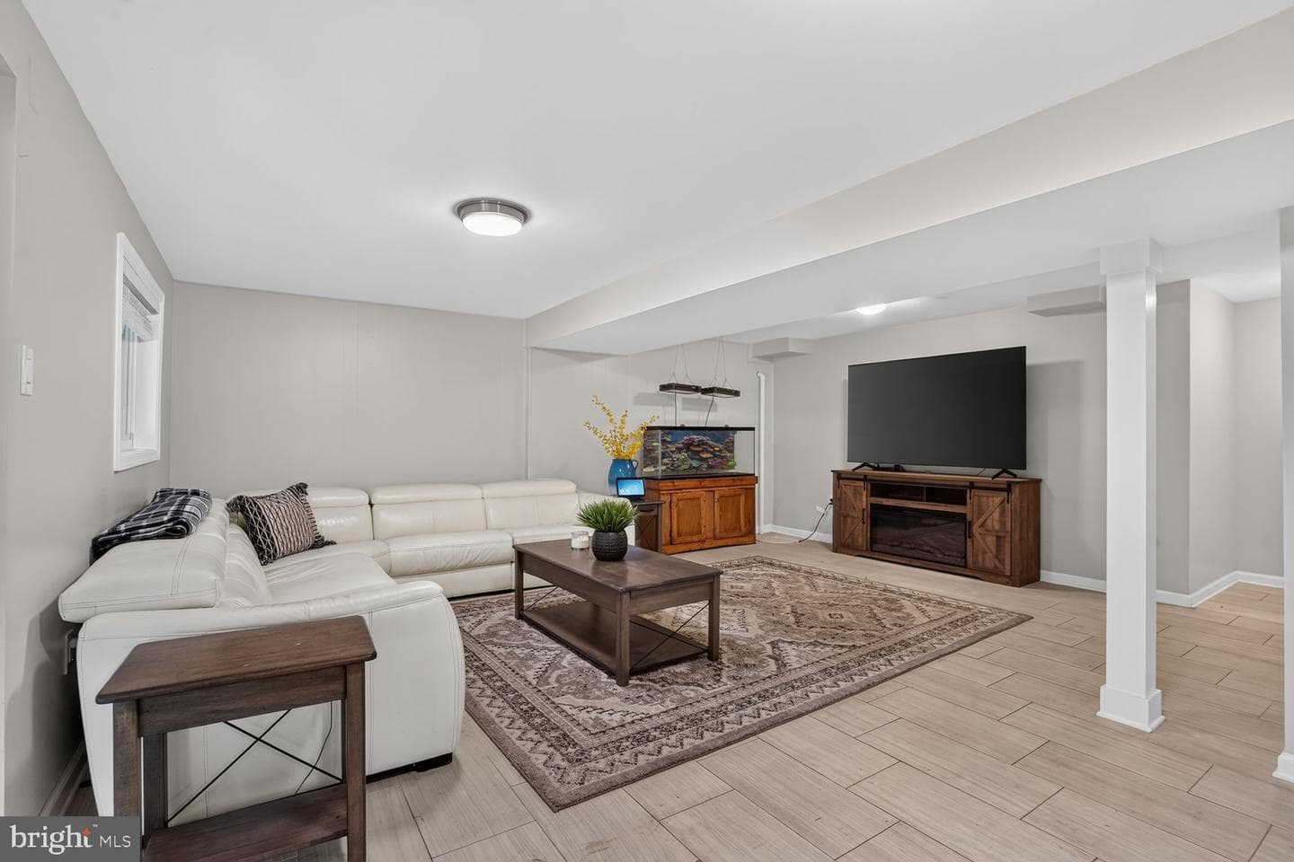 5010 Gainsborough Drive photo 19