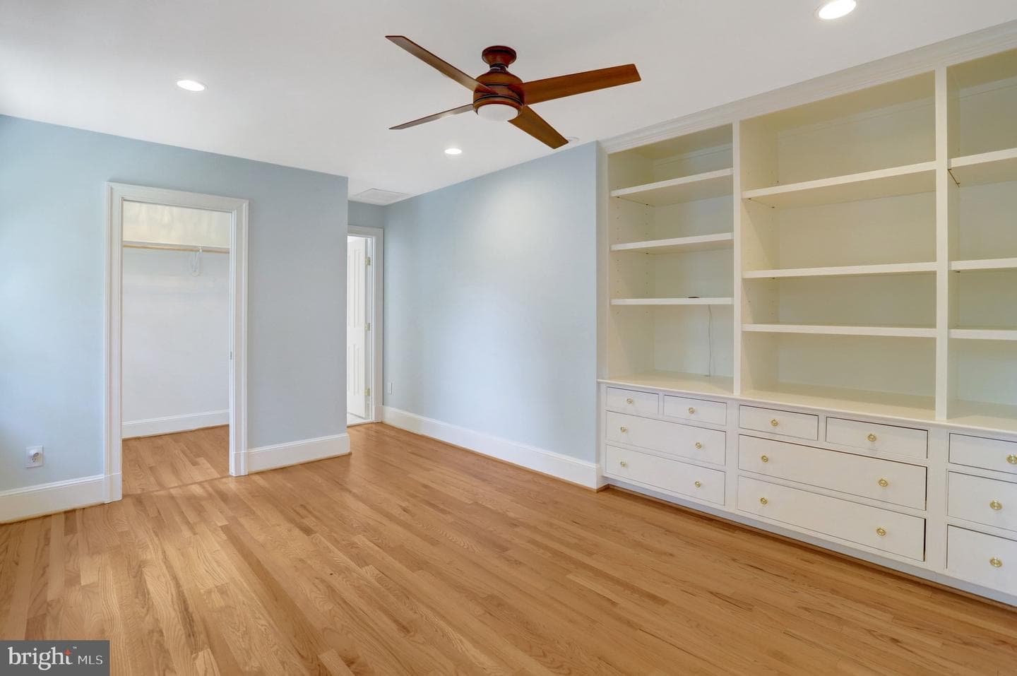 904 Waynewood Boulevard photo 32