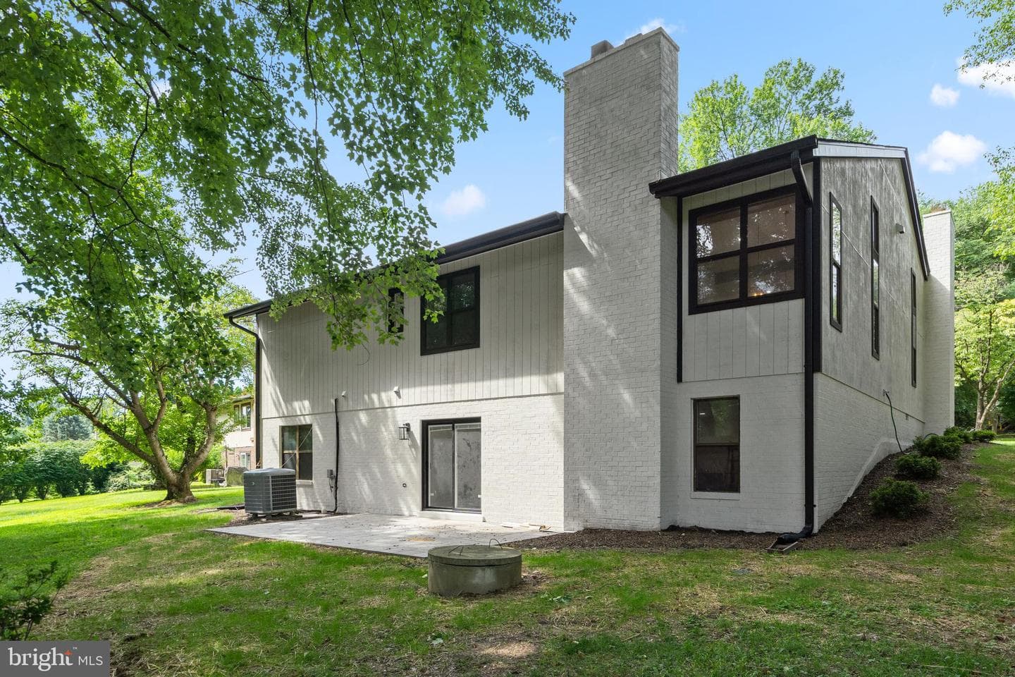 10514 Brevity Drive photo 4
