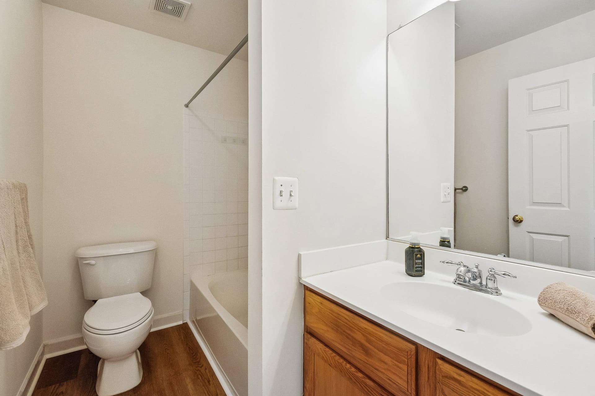 8028 Samuel Wallis Street photo 11