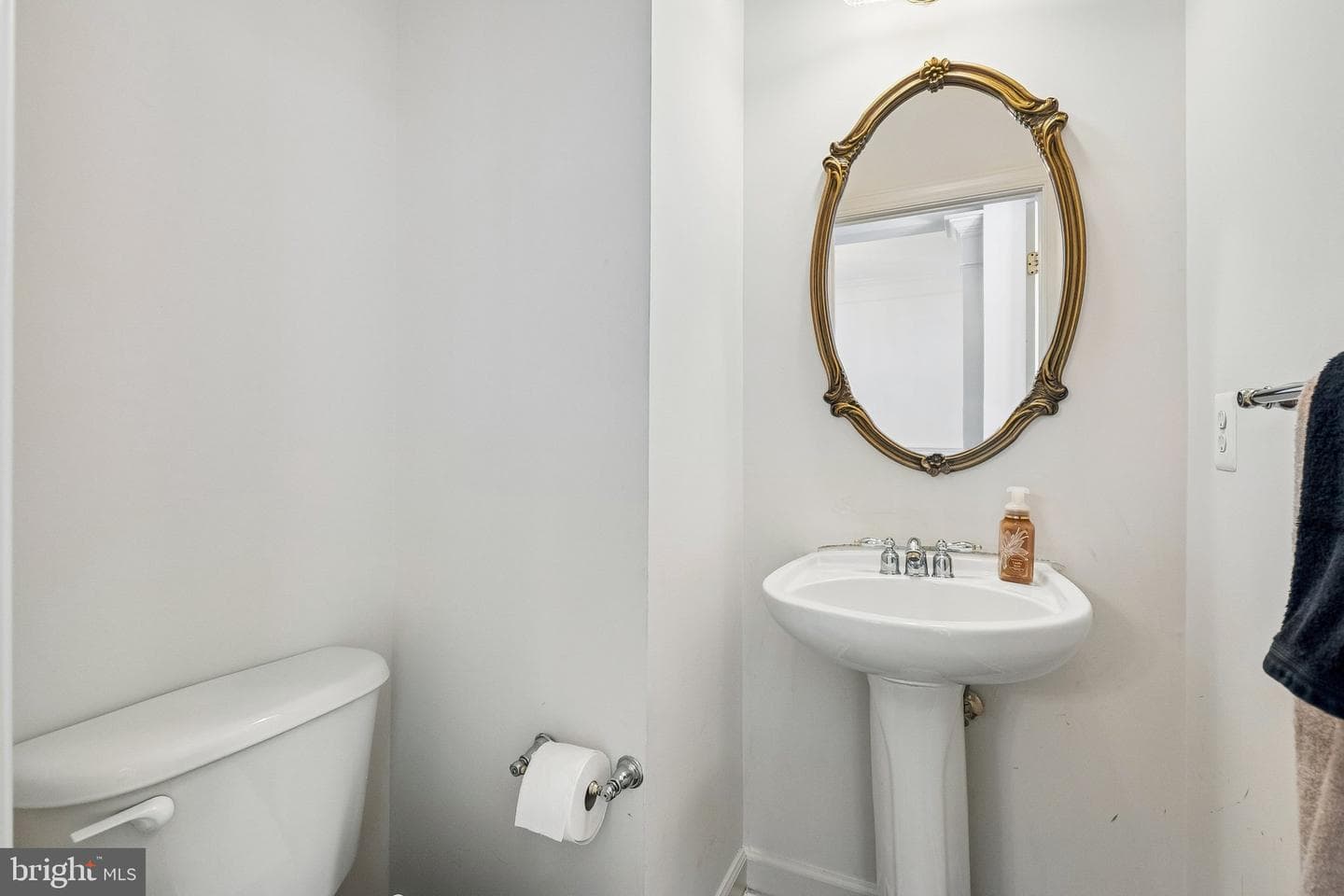 8028 Samuel Wallis Street photo 16