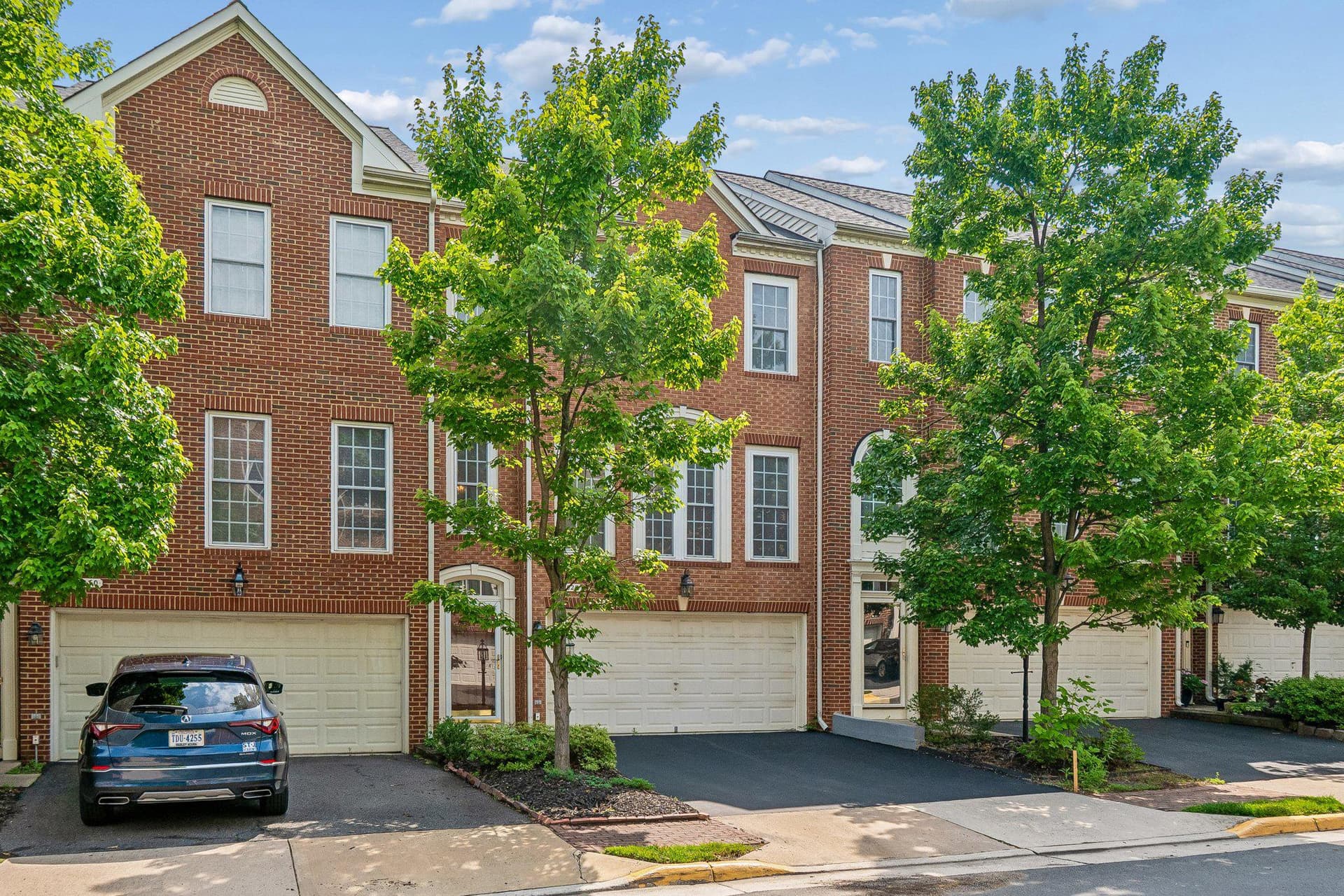 8028 Samuel Wallis Street, Lorton
